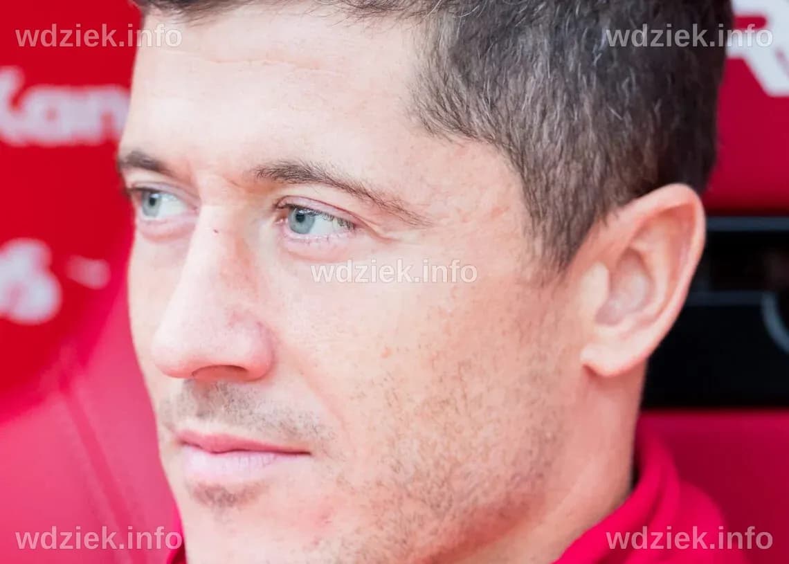 Robert Lewandowski - Biografia, Kariera i Osiągnięcia
