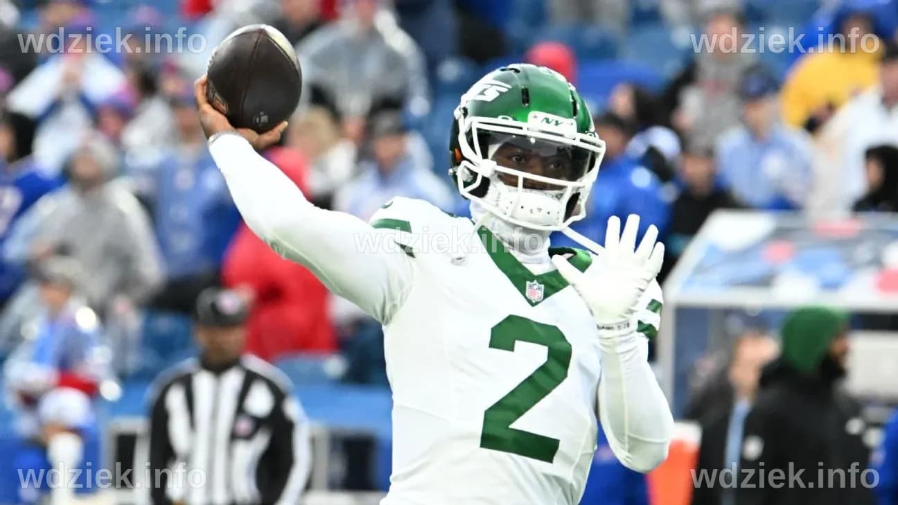 Tyrod Taylor supports Justin Fields as Jets' new starting QB - ESPN