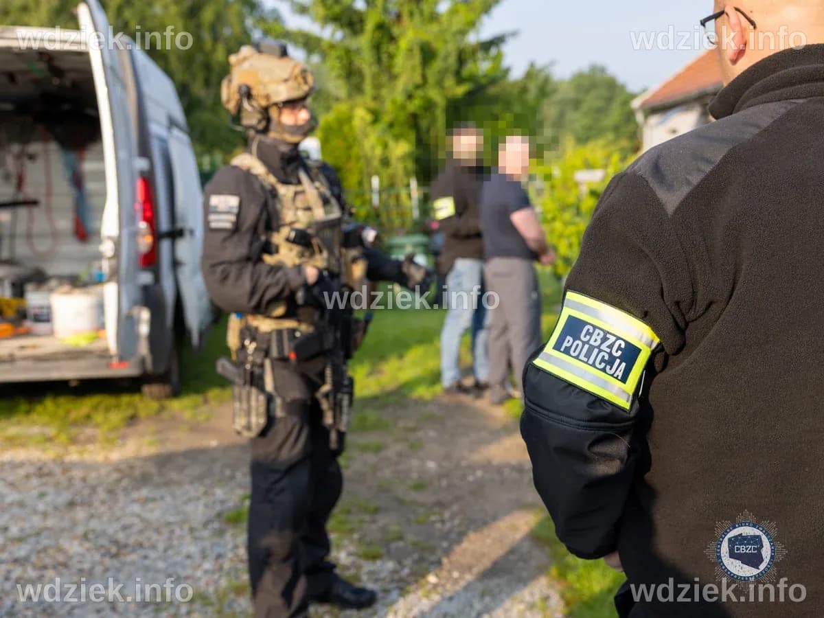 17 podejrzanych za oszustwa typu Business Email Compromise (BEC) w ...