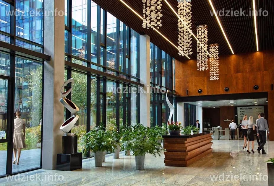 Kanał Sportowy i ZDROFIT zostają na dłużej w Konstruktorska Business Center