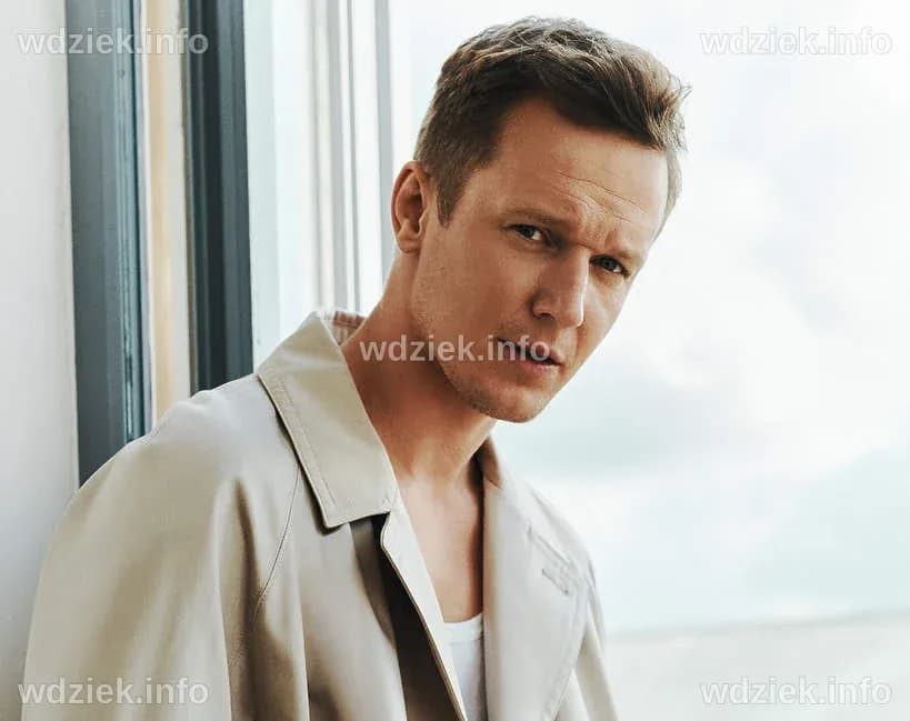 Filip Pławiak - Biografia, Kariera i Życie Prywatne