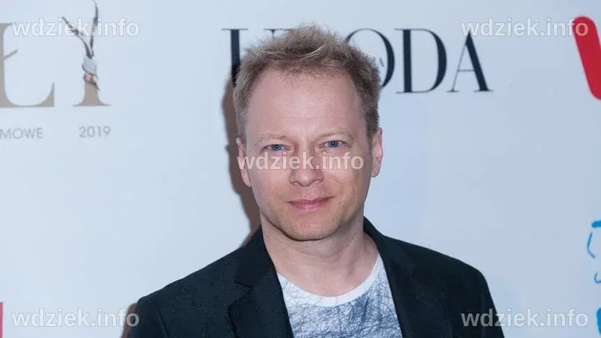 Maciej Stuhr: Ikona Polskiego Kina i Teatru