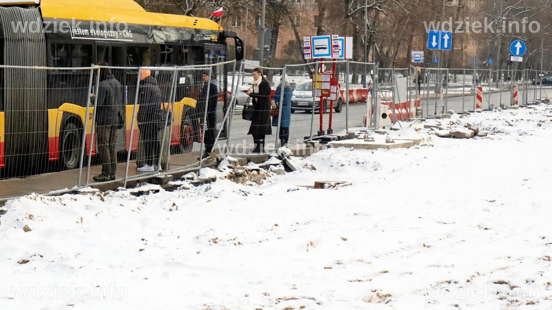Kiedy spadnie śnieg w Warszawie? Prognozy na nadchodzące dni i przygotowania miasta