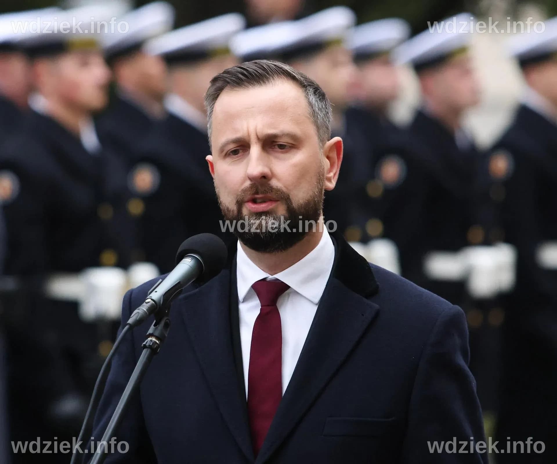 Władysław Kosiniak-Kamysz: Historia, Kontrowersje i Romans